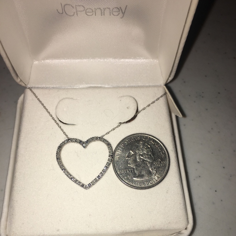 Necklace - Picture 2 of 2